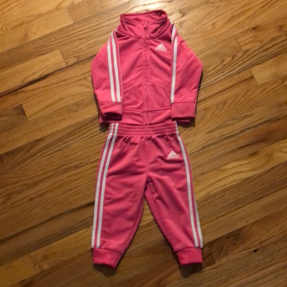 Track suit - Picture 2 of 3